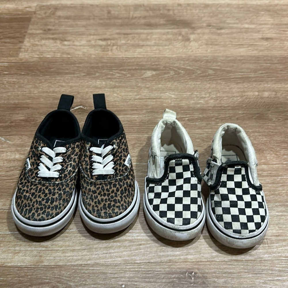 Vans Checkered and Cheetah Toddler Bundle size 6 & 5